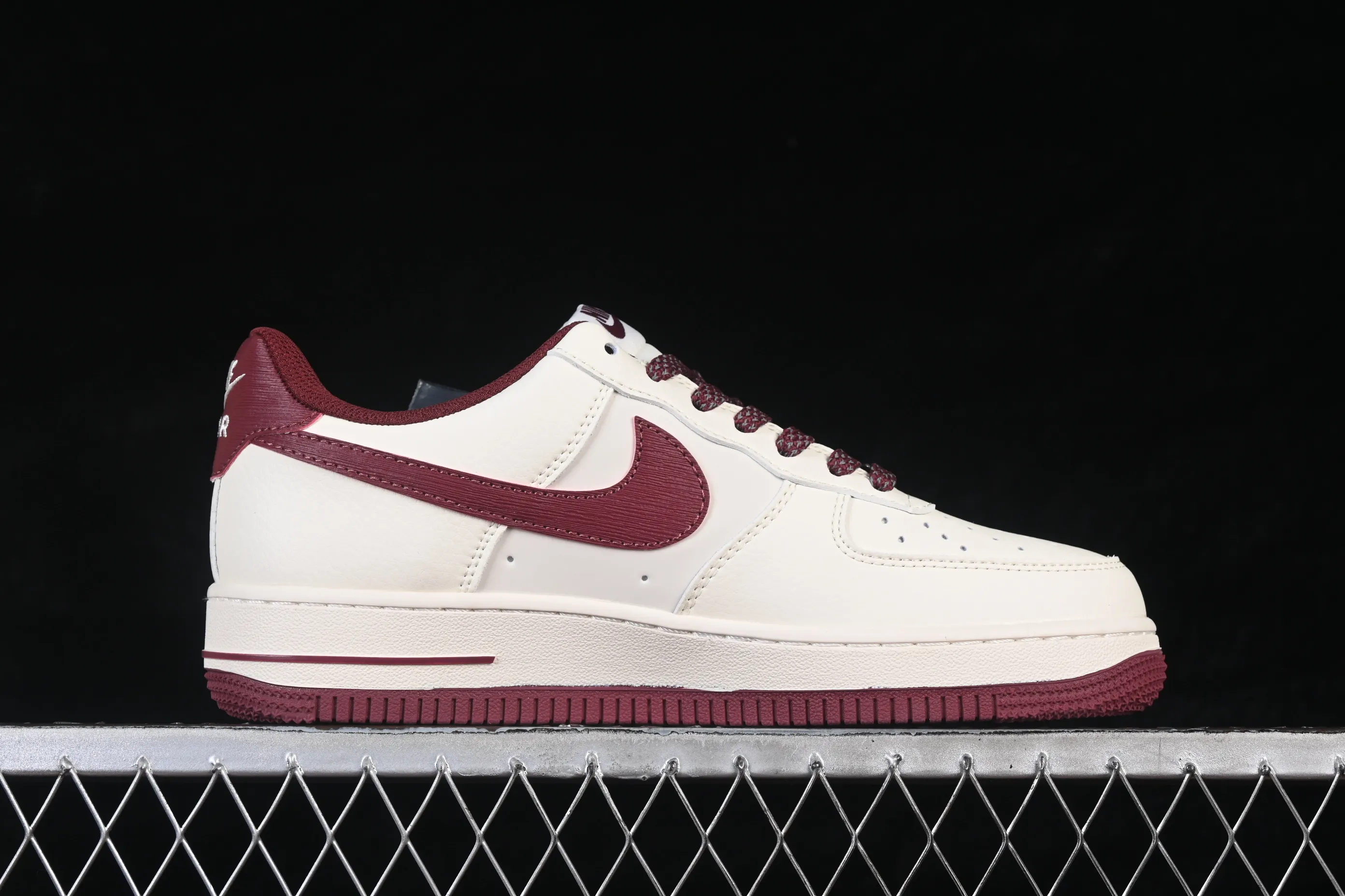 All Categories Nk Air Force 1 Air Force Series Nk Air Force 1 Low Air Force Low Nike Air Force 1'07 Low Tree Grain Burgundy Air Force One Low Casual Shoes SM6668-126